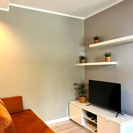 Apartment Malczewskiego 11 *