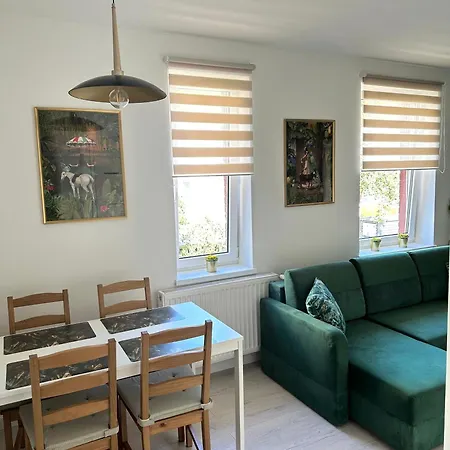 Apartment Malczewskiego 11 *